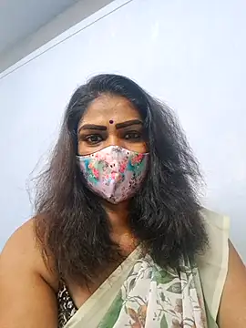 Snapshot of sherlin24 chatting on October 9, 2025, 5:27 am sherlin24 online show from October 9, 2025, 5:27 am