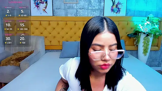 LiilithNova online show from April 14, 2026, 4:40 am