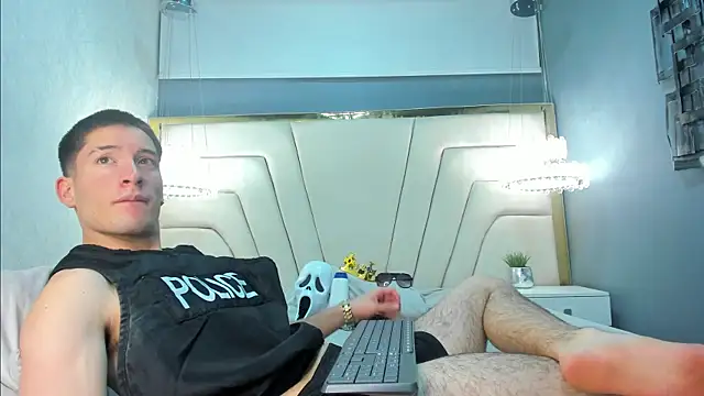 HunterHeat  online show from September 21, 2025, 12:07 pm