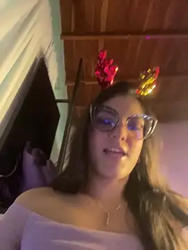 alilith online show from December 17, 2025, 6:58 pm