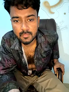 Snapshot of MeekBatgirl chatting on October 6, 2025, 8:34 am MeekBatgirl online show from October 6, 2025, 8:34 am