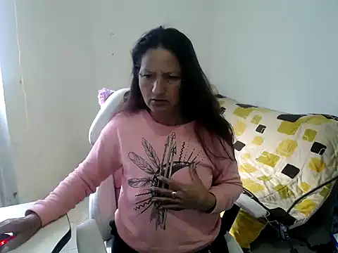 Snapshot of Lucy_Squirt69 chatting on September 27, 2025, 12:32 pm Lucy Squirt69 online show from September 27, 2025, 12:32 pm