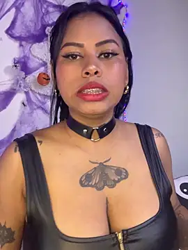 Michluxe 69 online show from October 23, 2025, 11:24 pm