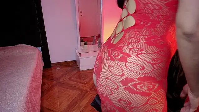 nina moen online show from September 25, 2025, 8:07 am