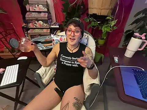 kinkycanner online show from February 26, 2026, 4:22 am