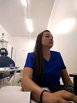 Madisson-04  online show from October 14, 2025, 8:09 pm