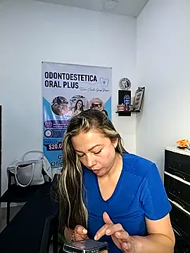 Madisson-04  online show from December 2, 2025, 6:47 pm