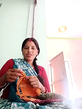 Sharma pooja online show from September 15, 2025, 4:34 am
