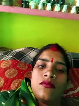 Snapshot of So_pinki chatting on April 13, 2026, 10:43 am So pinki online show from April 13, 2026, 10:43 am