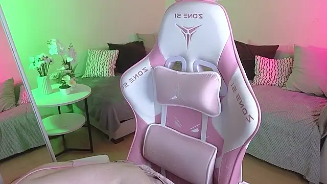 Sweetie Hope online show from February 20, 2026, 4:40 pm