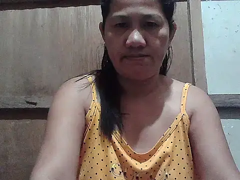 hotmama 063 online show from March 8, 2026, 9:07 pm