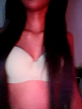 Snapshot of BunnyBloom25 chatting on September 15, 2025, 4:29 pm BunnyBloom25 online show from September 15, 2025, 4:29 pm