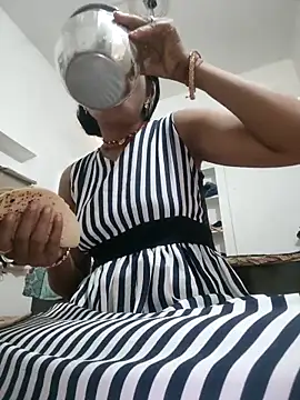 LUCKY cut online show from March 9, 2026, 4:27 am