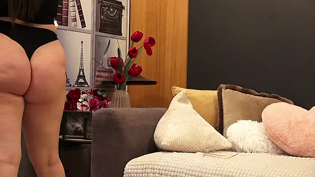 Snapshot of Mia_Swano chatting on February 16, 2026, 2:18 am Mia Swano online show from February 16, 2026, 2:18 am