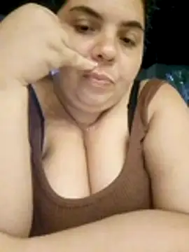 Snapshot of Katherine25 chatting on February 21, 2026, 12:22 am Katherine25 online show from February 21, 2026, 12:22 am