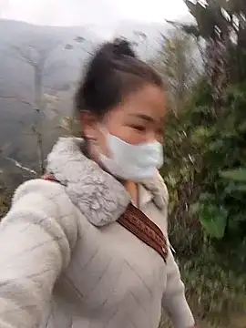 Snapshot of Teena_tiny chatting on January 16, 2026, 10:19 am Teena tiny online show from January 16, 2026, 10:19 am