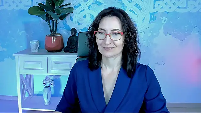 UnaTerra online show from October 10, 2025, 5:39 am