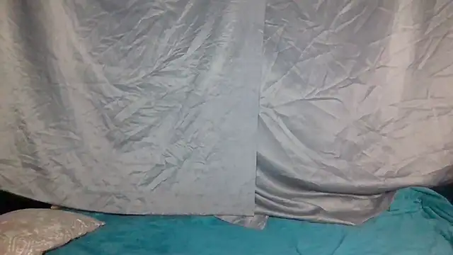 Snapshot of BaddieBootie chatting on February 6, 2026, 5:27 pm BaddieBootie online show from February 6, 2026, 5:27 pm