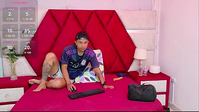 Kity spiderr online show from September 16, 2025, 12:28 pm