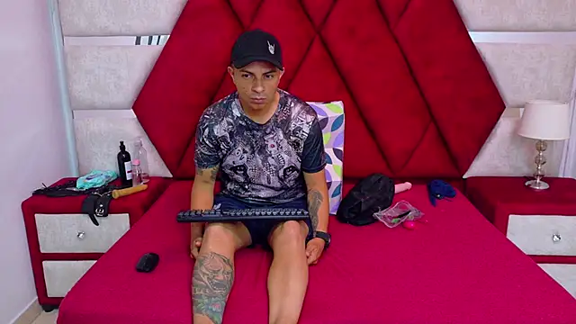 Kity spiderr online show from October 16, 2025, 12:28 pm