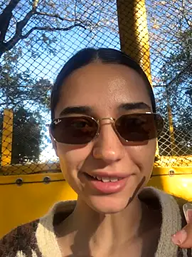 Snapshot of ItalianGirl chatting on October 29, 2025, 1:02 pm ItalianGirl online show from October 29, 2025, 1:02 pm