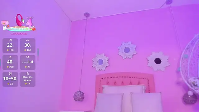 CannelaSmith online show from December 16, 2025, 7:41 pm