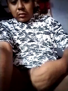 Snapshot of FrancoHot_56 chatting on February 1, 2026, 7:12 pm FrancoHot 56 online show from February 1, 2026, 7:12 pm