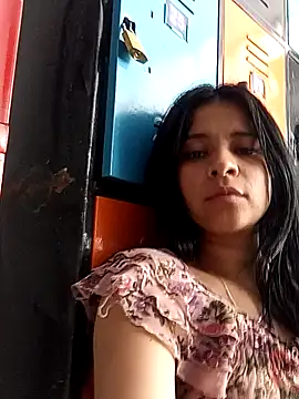 Snapshot of ValerieLove_ chatting on September 22, 2025, 7:16 pm ValerieLove online show from September 22, 2025, 7:16 pm