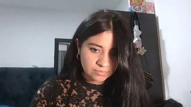 Snapshot of ValerieLove_ chatting on January 15, 2026, 7:17 pm ValerieLove online show from January 15, 2026, 7:17 pm