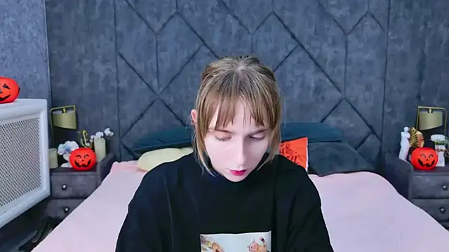 Beverly Gomes online show from October 26, 2025, 5:46 am