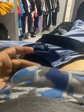 Chico031289 online show from November 12, 2025, 12:33 am