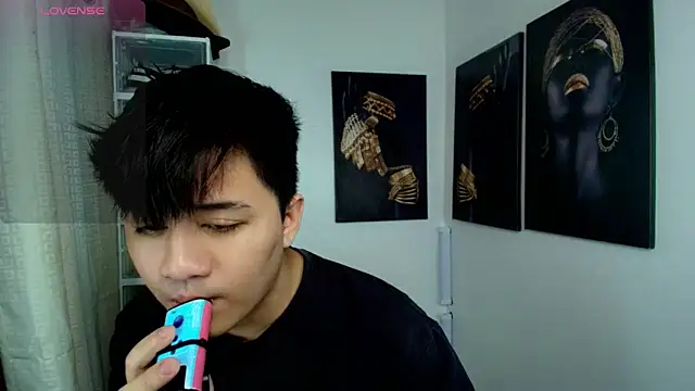 Snapshot of KentAivan chatting on October 10, 2025, 5:45 pm KentAivan online show from October 10, 2025, 5:45 pm