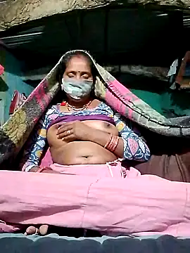 CUTE-004 online show from November 15, 2025, 4:25 pm