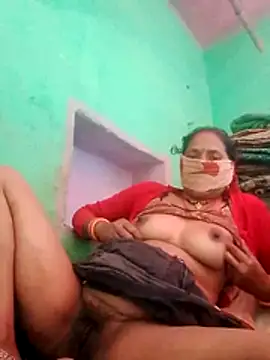 CUTE-004 online show from February 10, 2026, 6:50 am