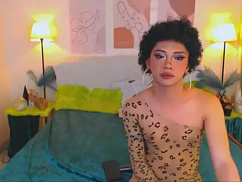 Alluring Carmela online show from December 1, 2025, 9:20 pm