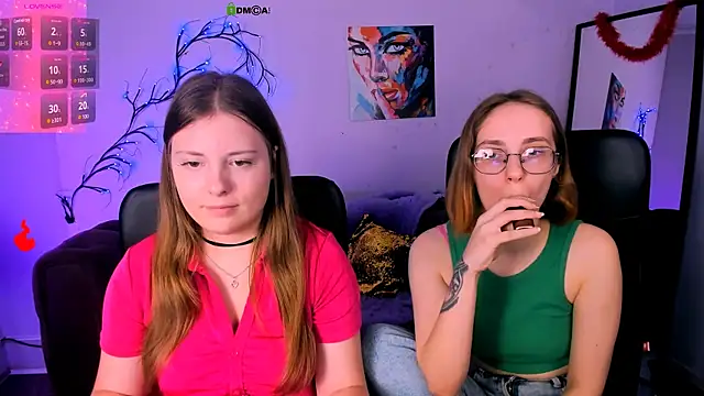 Snapshot of melani_bumm chatting on November 26, 2025, 6:42 pm melani bumm online show from November 26, 2025, 6:42 pm