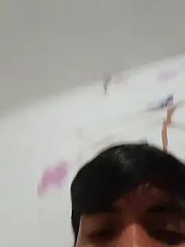 Snapshot of DavidVergagigante420 chatting on May 18, 2026, 3:02 am DavidVergagigante420 online show from May 18, 2026, 3:02 am