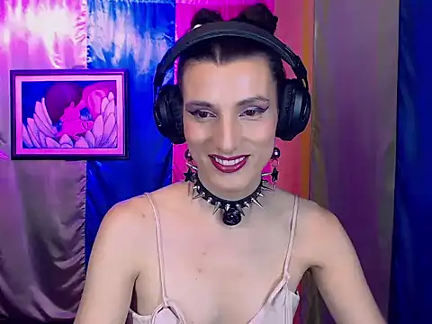 Moira-Hot online show from February 10, 2026, 9:19 pm