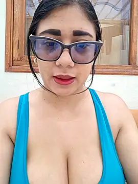 Monse--145 online show from November 19, 2025, 1:33 pm