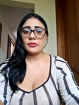 Monse--145 online show from April 1, 2026, 7:33 pm