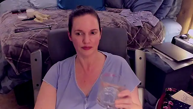 Snapshot of ninajaymes chatting on January 11, 2025, 9:04 am ninajaymes online show from January 11, 2025, 9:04 am