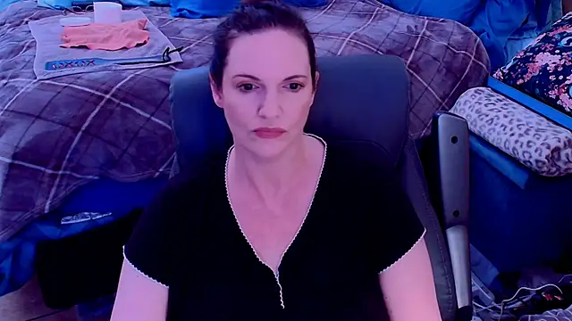 Snapshot of ninajaymes chatting on July 18, 2026, 8:34 pm ninajaymes online show from July 18, 2026, 8:34 pm