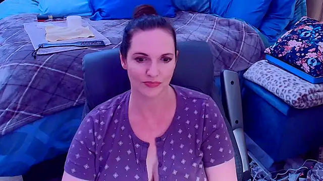 Snapshot of ninajaymes chatting on July 24, 2026, 10:41 pm ninajaymes online show from July 24, 2026, 10:41 pm