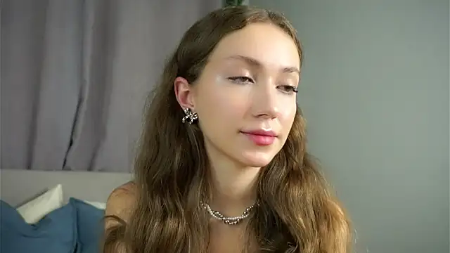 Snapshot of ZeniaBolich chatting on September 16, 2025, 9:27 pm ZeniaBolich online show from September 16, 2025, 9:27 pm