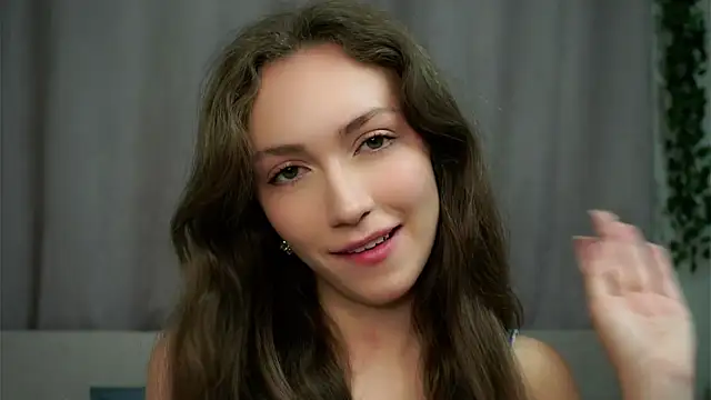 Snapshot of ZeniaBolich chatting on September 24, 2025, 10:02 pm ZeniaBolich online show from September 24, 2025, 10:02 pm