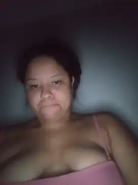 Snapshot of EAAM1@xh chatting on June 26, 2026, 3:22 am EAAM1xh online show from June 26, 2026, 3:22 am