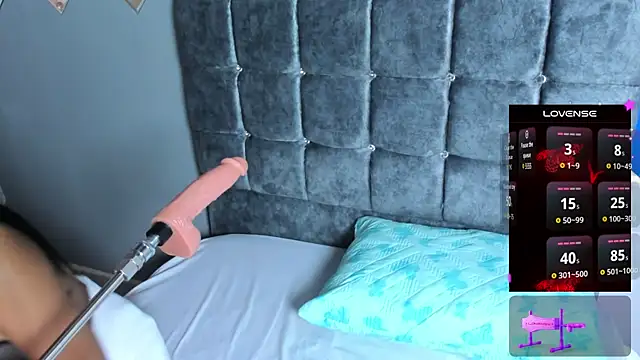 Snapshot of lau-hot chatting on October 17, 2025, 8:33 pm lau-hot online show from October 17, 2025, 8:33 pm