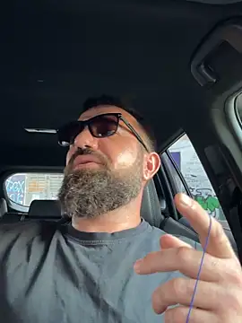 Snapshot of KstnSrg19 chatting on September 23, 2025, 3:04 pm KstnSrg19 online show from September 23, 2025, 3:04 pm