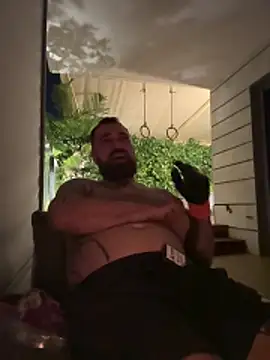 Snapshot of KstnSrg19 chatting on November 14, 2025, 8:29 pm KstnSrg19 online show from November 14, 2025, 8:29 pm