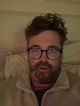 Snapshot of CyprioteWhitefly chatting on April 25, 2026, 11:46 pm CyprioteWhitefly online show from April 25, 2026, 11:46 pm